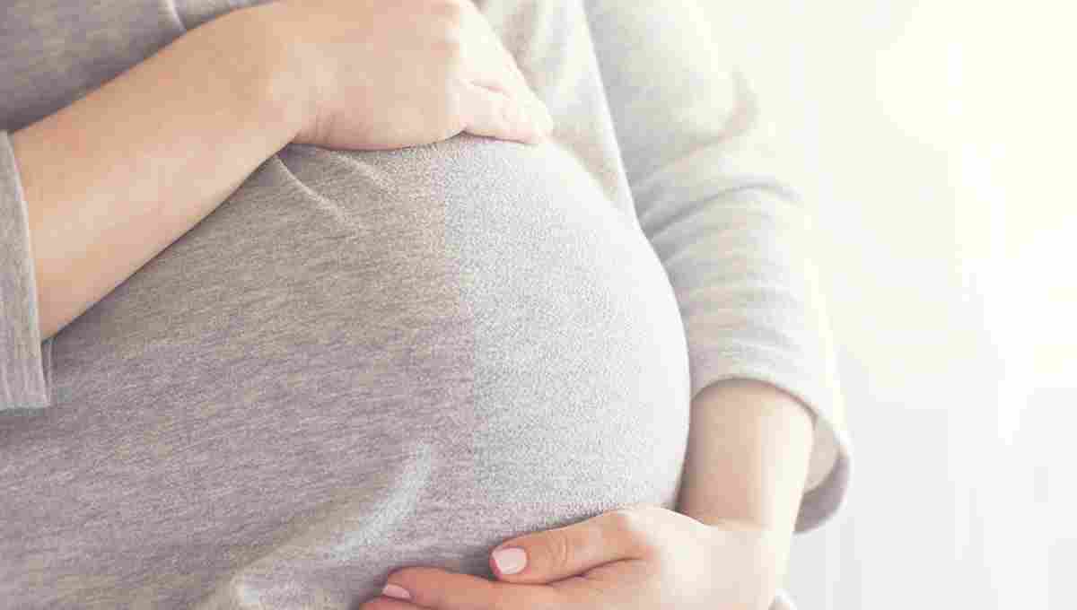Should Pregnant Women Fast During Ramadan? thumbnail