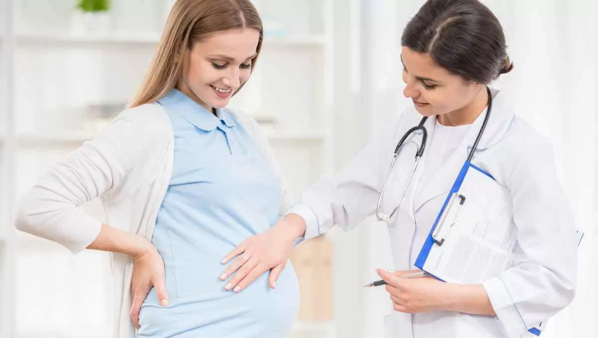 A pregnant woman at the gynecologist