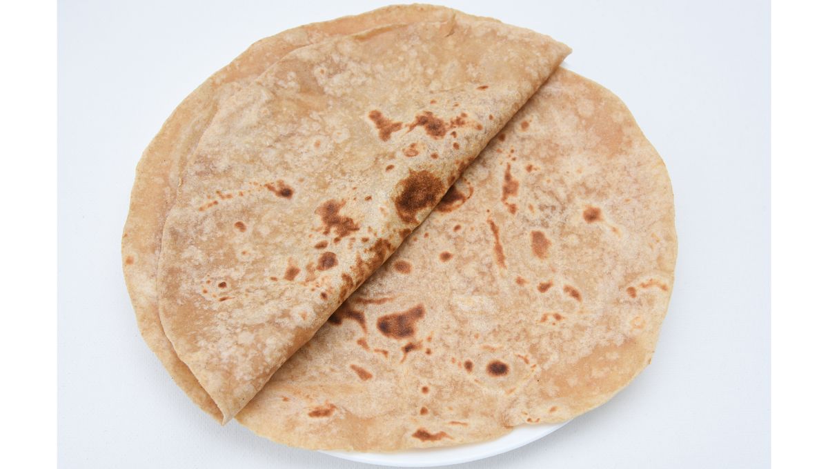 Two freshly cooked whole wheat rotis